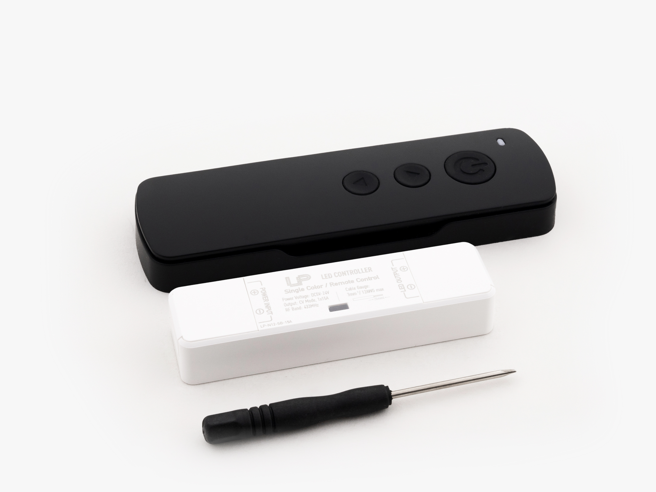 Монтаж: Диммер N12-SB Nano RF 15A Black (Одноцветная лента)